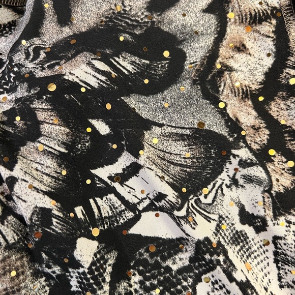 Bali Black & White Animal Print Pullover Top, Size M - Picture 10 of 12